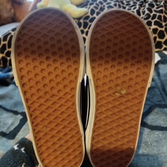 Toddler size 9 slip on vans - Picture 2 of 2
